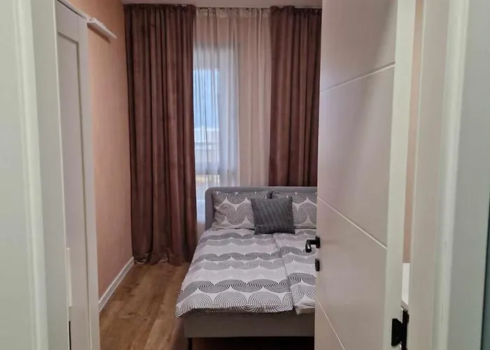 Daire Modern 2br In Westpoint Close To Medical Uni