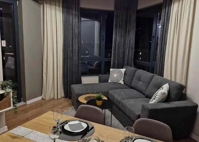 Modern 2br In Westpoint Close To Medical Uni *