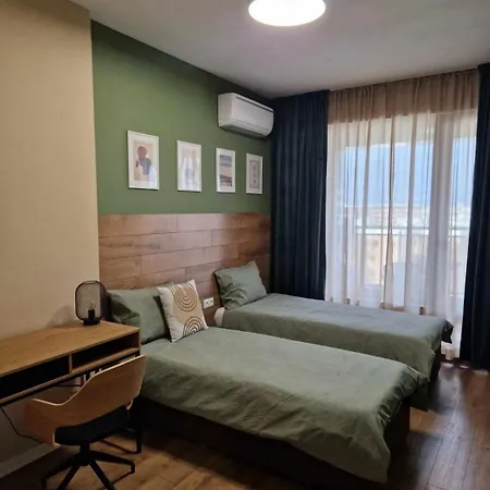 Apartamento Modern 2br In Westpoint Close To Medical Uni Plovdiv