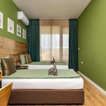 Modern 2br In Westpoint Close To Medical Uni